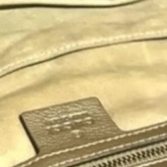 Gucci tan / Gold Leather Women's tote Bag - Picture 11 of 11